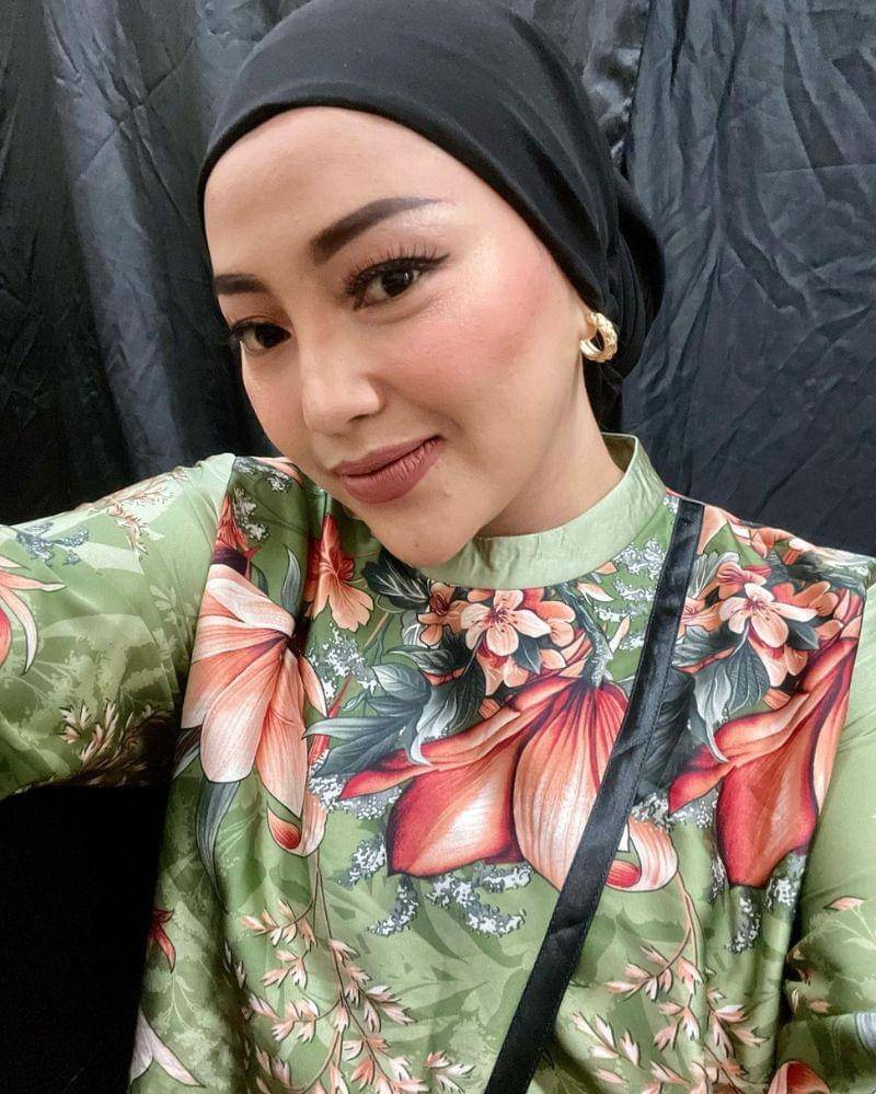 Instagram.com/nina_mpokalpa